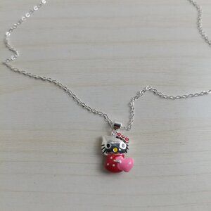 😍 Very Cute Silver/Pink Hello Kitty Necklace